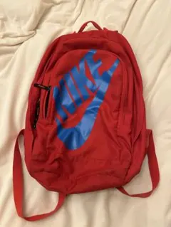 NIKE 赤いリュック