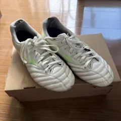 MIZUNO サッカースパイク 白×黄緑