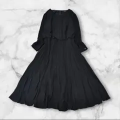 UNTITLED アンタイトル ジョーゼットプリーツワンピース 黒 42 大きい