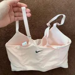 新品！NIKE スポーツ　ブラ　ピンク　Mサイズ　ジム　　レディース