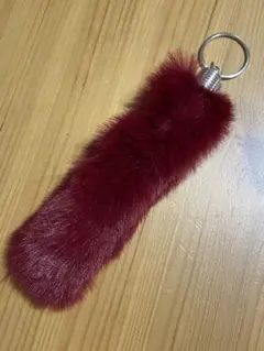 Y2K しっぽ　ギャル　平成　バーガンディ ファー キーホルダー