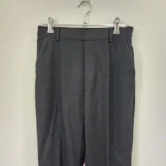 UNIQLO Sサイズ 黒 テーパードスラックス