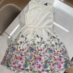 美品 FOREVER21 花柄シフォンワンピース S オフホワイト フレア 春夏