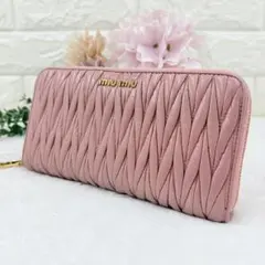 新品 MIU MIU キルティング長財布 ピンク - メルカリ