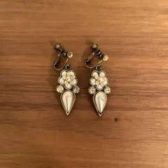 Item thumbnail for item 3e1ec78a-c13c-47a0-9c11-d72a82f8b6d1