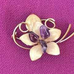ブローチ　アメジスト花ブローチ　ビンテージブローチ