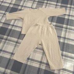 ベージュ　パジャマセット　90センチ　長袖　キルト生地