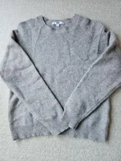 【UNIQLO】プレミアムラムクルーネックセーター【グレー　Mサイズ】