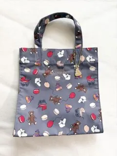 美品 LADUREE ラデュレ ミニトートバッグ マカロン柄 チャーム ベアのサムネイル
