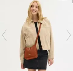 COACH ハドリー ミニ クロスボディ バッグ ブラウン