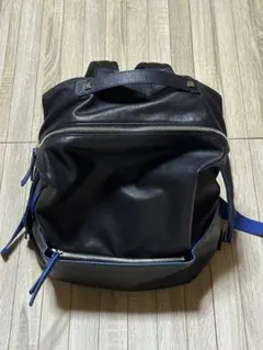 FURLA 本革 バックパック 黒/青