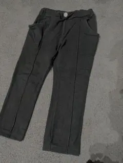 黒の長ズボン 100cm