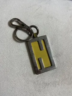 FENDI イエロー H型 キーホルダー