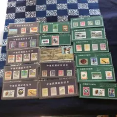 台湾国切手５４枚（４９種）土産用台紙１６枚に　中華民国　トンデモ日本語も印刷