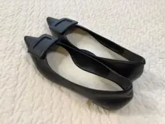 ラウナレア　バックルポインテッドトゥパンプス　24.5cm ブラック