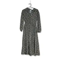 美品 earth music&ecology 小花柄ロングワンピース 黒 フリー
