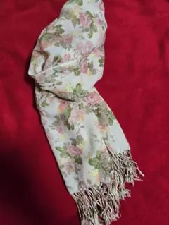 花柄ストール　フリンジ付き