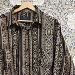 総柄シャツ長袖