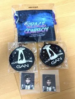 岩田剛典 SPACE COWBOY ステッカー写真、巾着、ワッペンセット