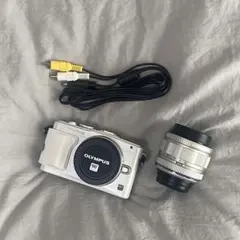 ジャンク OLYMPUS PEN Lite E-PL6ミラーレス一眼のサムネイル