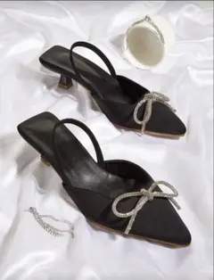 SHEIN ラインストーンデコレーションパンプス ポインテッドトウ ストラップ