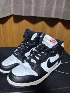 Nike Dunk ブラック/ホワイト ハイカットスニーカー