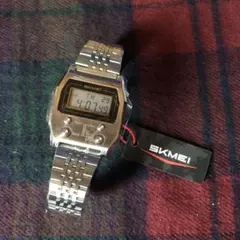 skmei デジタル腕時計 シルバー 人気商品！