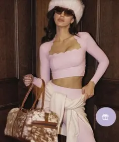 Wiskii スカラップクロップド　長袖トップス Ｓ