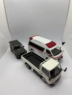 アオシマ 1/32 楽プラ 完成品3台セットのサムネイル