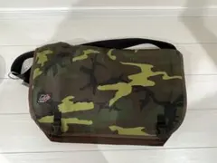 Item thumbnail for item e4b18f6f-a7bf-4e09-bea9-f02ac14efd67