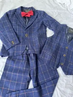 キッズスーツ　男の子　4点セット　入学式