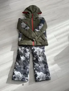 phenix 子ども用スキーウェアセット　上下サイズ調整可能