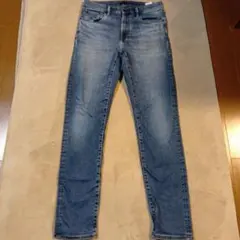 ユニクロ　ヒートテックウルトラストレッチスリムフィットジーンズ　size31