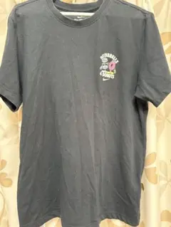 Nike ダンベルとドーナツ Tシャツ