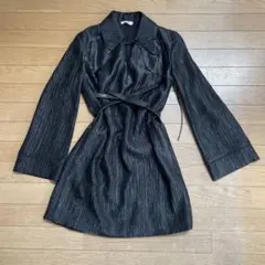 【週末限定値下げ】 FENDI 黒光沢ミニワンピース　ベルト付きのサムネイル