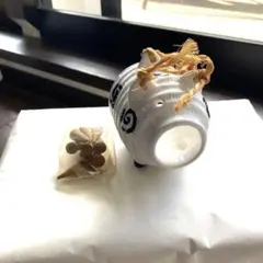 陶器製豚の香炉とコーン型お香セット