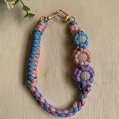 スマホストラップ ハンドメイド　パラコード