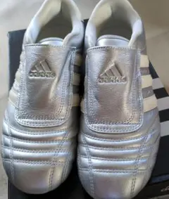 adidas スニーカー テコンドー シューズ24cmのサムネイル