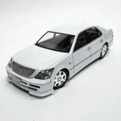 カーズ様専用 1/24 アオシマ 18マジェスタ 完成品 - メルカリ