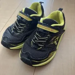 瞬足 キッズスニーカー ブラック/イエロー　17センチ