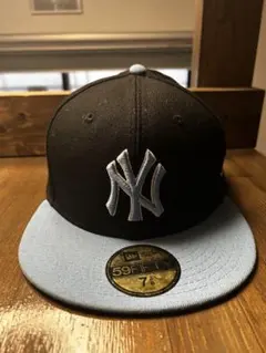 New Era 59FIFTY キャップ 黒 水色