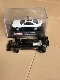 REAL-X 日産 スカイライン GT-R & 日本製F1 トミカのサムネイル