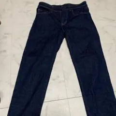 UNIQLO ダークブルー ストレートデニム 28/70