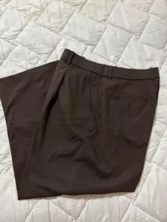 7/5値下げ！UNIQLO☆womanタックワイドパンツ　XXL