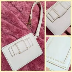 パスケース 定期入れ クリーム色 シンプル