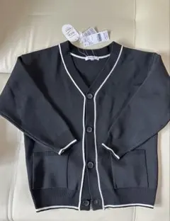 リッチライトニット 黒 Vネックカーディガン 140