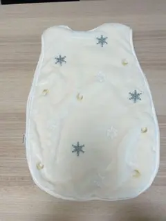 ケラッタ　ベビースリーパー 雪の結晶刺繍