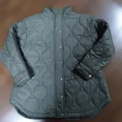 ダークグリーン キルティングジャケット フード付き