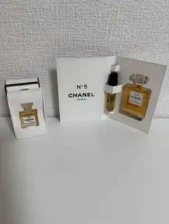 CHANEL No.5 オードゥ パルファム ミニボトルとサンプルセット 2のサムネイル