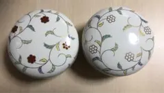 お値下 たち吉 蓋付き小鉢 唐草 色違いの2点のサムネイル